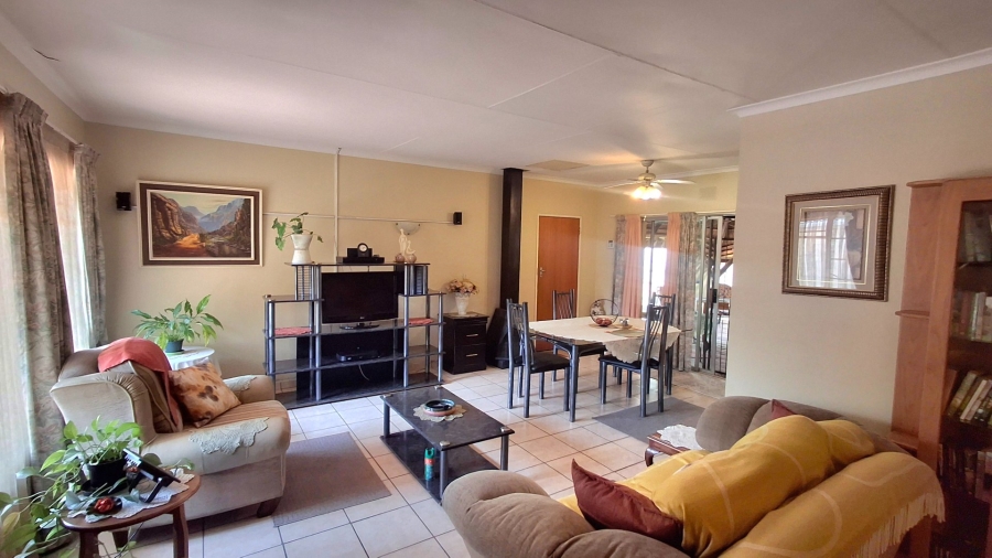 3 Bedroom Property for Sale in Vaalpark Free State